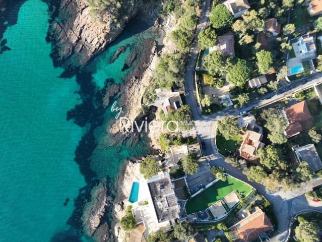 SUPERBE EMPLACEMENT avec VUE MER !