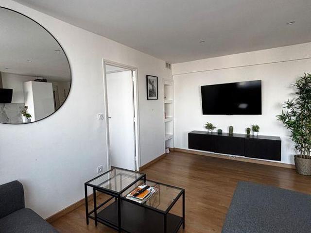 Superbe F2 meublé – 40 m² – Refait à neuf
