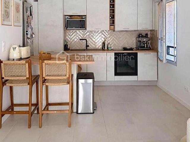SUPERBE F2 AVEC JARDIN ET BOX À VILLERON