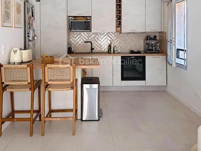 SUPERBE F2 AVEC JARDIN ET BOX À VILLERON