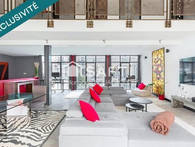 SUPERBE LOFT 6 PIÈCES BUREAUX & BOX 260 M²