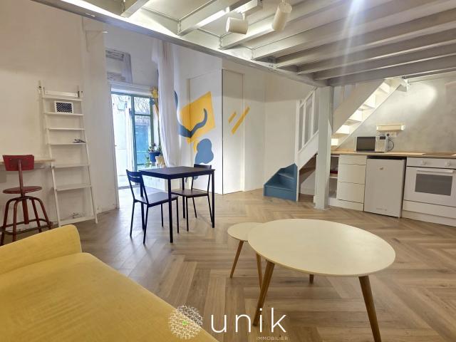 SUPERBE LOFT ATELIER D'ARTISTE COURREAU GAMBETTA