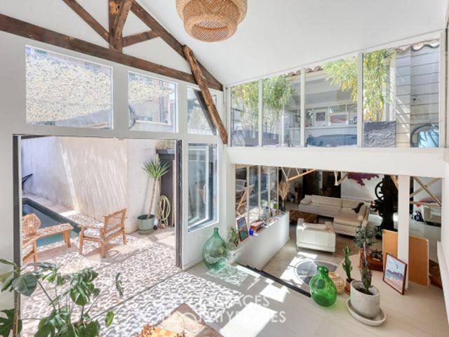 Superbe loft au calme en hyper centre avec piscine