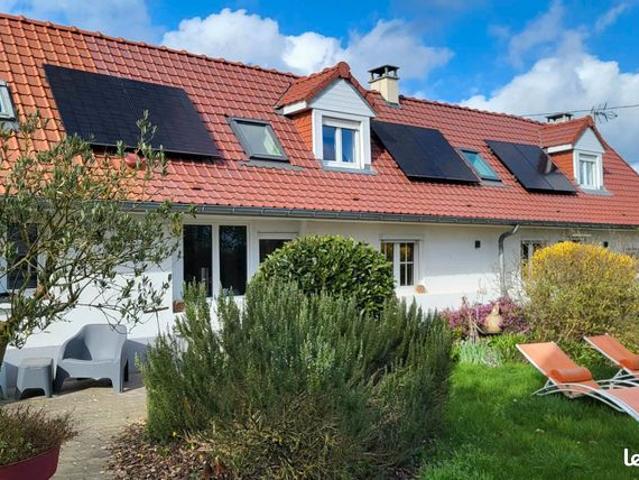 SUPERBE LONGERE SUR 3000M² Havre de paix