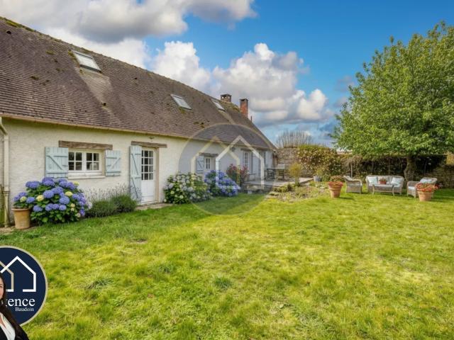 Superbe longère proche Houdan avec 4 chambres, dépendance, jardi