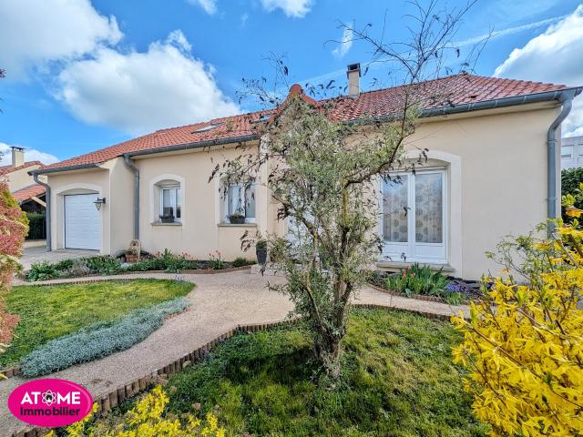 SUPERBE PLAIN PIED SUR SOUS SOL COMPLET SAINTE MARIE AUX CHENES
