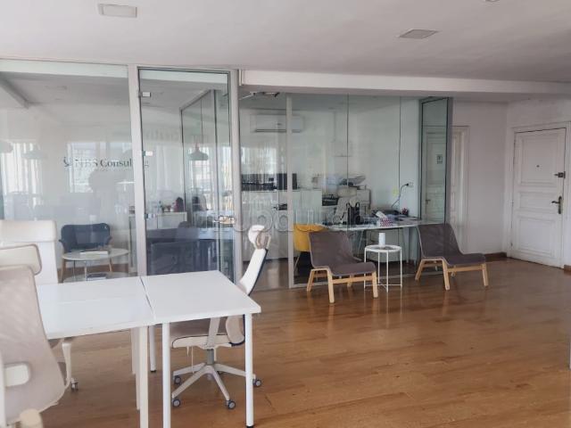 Superbe plateau de bureau à la location