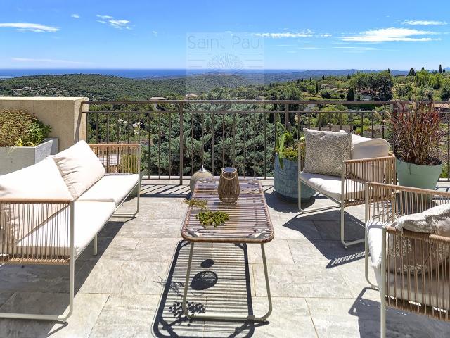 Superbe propriété 223m2 Vue panoramique mer Tourrettes. 223m² Tourrettes sur Loup