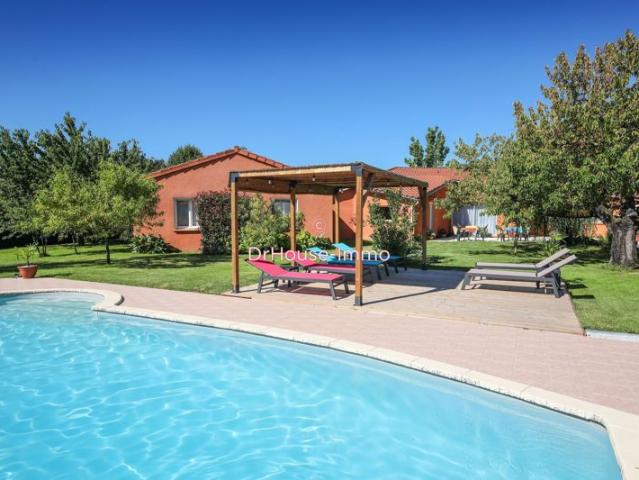 Superbe Propriété T8/ 7 CH de 225 m² sur Terrain de 2976 m² 81120 Laboutarie
