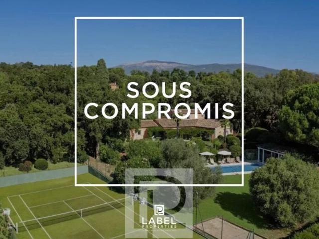 Superbe propriété de charme au calme absolu avec tennis – Aux portes de Mougins