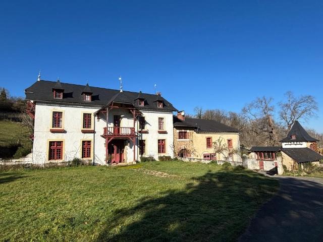 Superbe propriété équestre sur les coteaux de Jurançon –