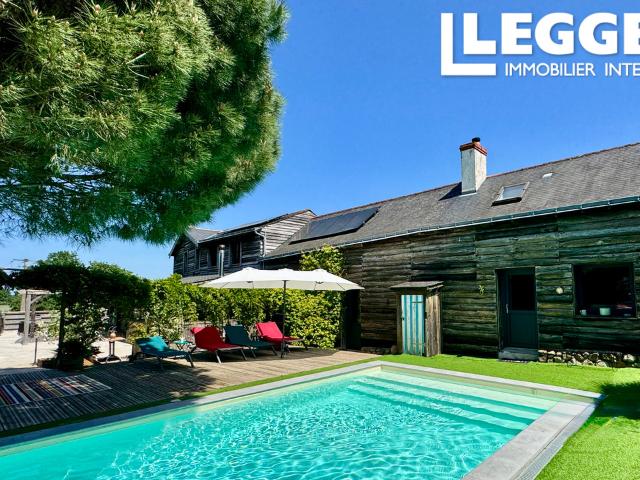 Superbe propriété rénovée avec gîtes, piscine chauffée et vue panoramique campagne