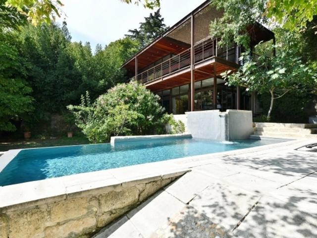 Superbe propriété sur un parc de 4.610 m² à Uzès
