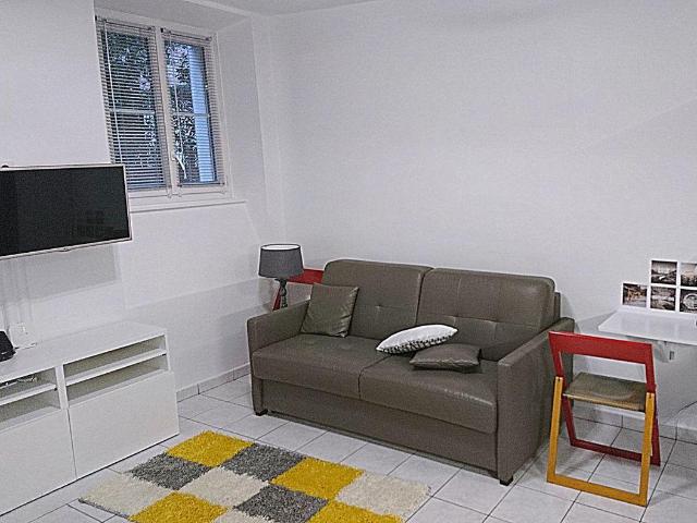 Superbe studio 25 m2 avec extérieur Asnières