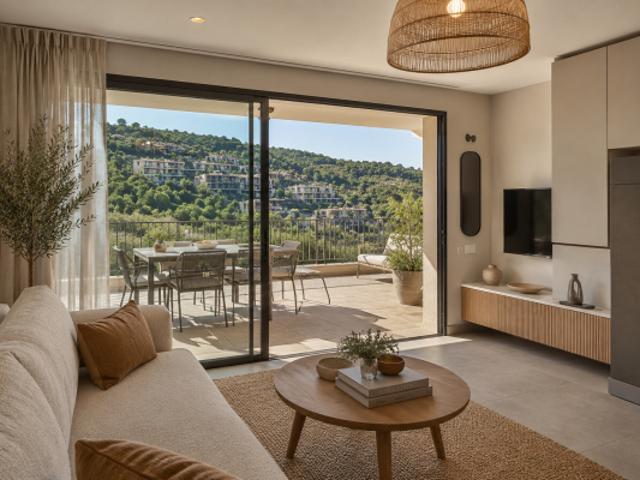 SUPERBE STUDIO AVEC GRANDE TERRASSE DANS RESIDENCE AVEC PISCINE