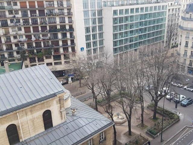 Superbe studio meublé 26m² + balcon/terrasse