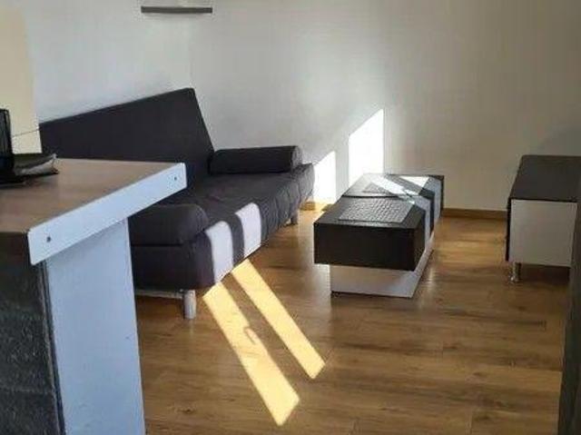Superbe studio meublé 27m² centre ville Bughes