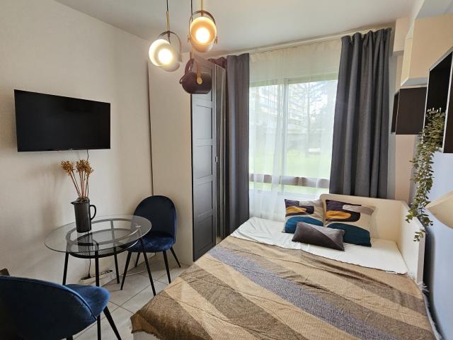 Superbe studio meublé