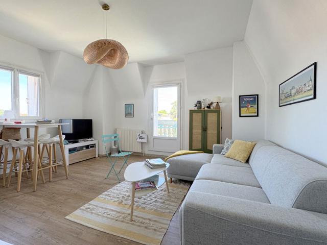 SUPERBE STUDIO MEUBLE/ T1 ROYAN 35.27 m2