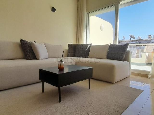 Superbe studio meuble terrasse