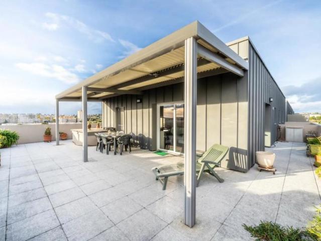 Superbe T4 avec terrasse panoramique à Montpellier