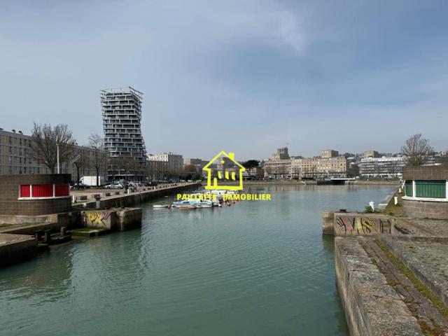 Superbe T4 parking + cave, emplacement idéal !
