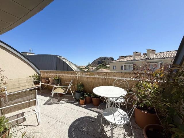 Superbe T2 avec terrasse à vendre à La Ciotat 42m² La Ciotat