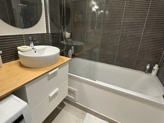 Superbe T3 meublé 66m² lumineux et rénové