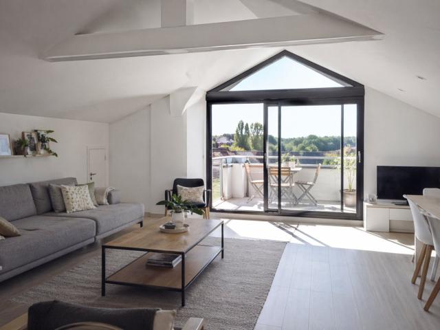 Superbe T3 atypique de 77 m² à Cogolin 3 pièces, 77 m²