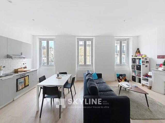 Superbe T3 de 72 m² Marseille 6ème / Castellane