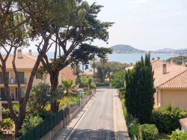 Superbe T3 Standing Dernier Etage Avec Ascenseur 70m² Sanary sur Mer