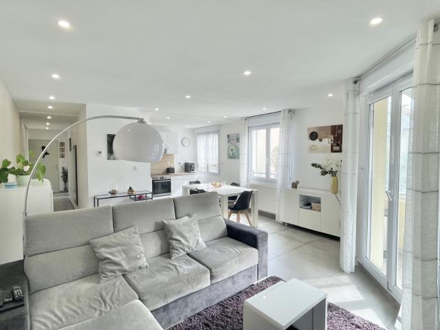 Superbe Type 3 de 70 m2 Rénové + Garage et Cave