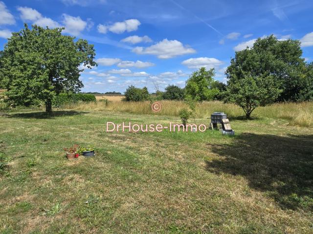 Superbe terrain constructible de 1 300 m² dans un cadre bucolique au cœur de Pouillé