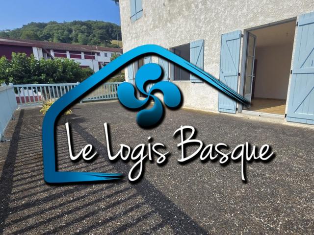Superbe terrasse de 51m2 pour ce beau T3 au bourg d'HASPARREN