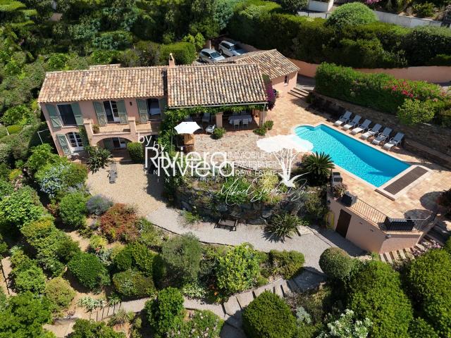 Superbe Vue Mer et Collines, piscine et exposition Sud ! 157m² La Croix Valmer