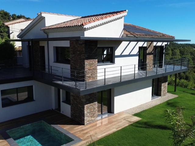 Superbe Vue Panoramique Jusqu'a La Mer! 186m² Les Adrets de l'Estérel