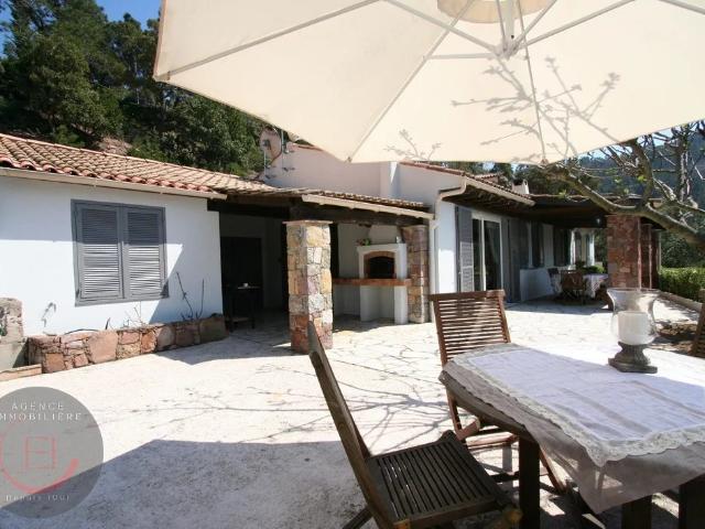 Superbe Vue Pour Cette Jolie Villa Renovee! 120m² Mandelieu la Napoule