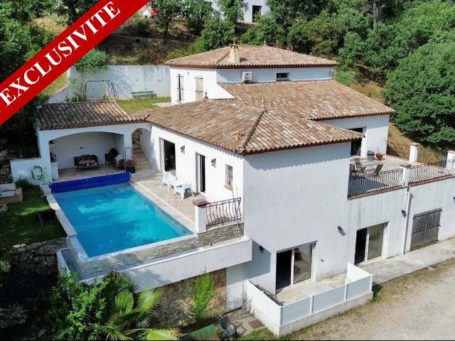 Superbe vaste villa avec piscine 235m² Vidauban