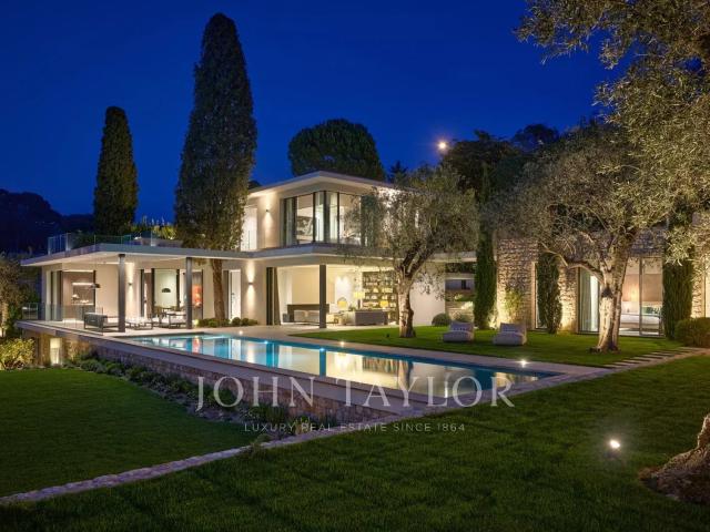 Superbe villa neuve à deux pas de la plage