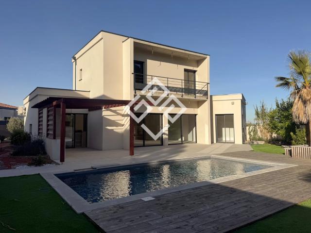 Superbe Villa Neuve dans Quartier Recherché à Narbonne