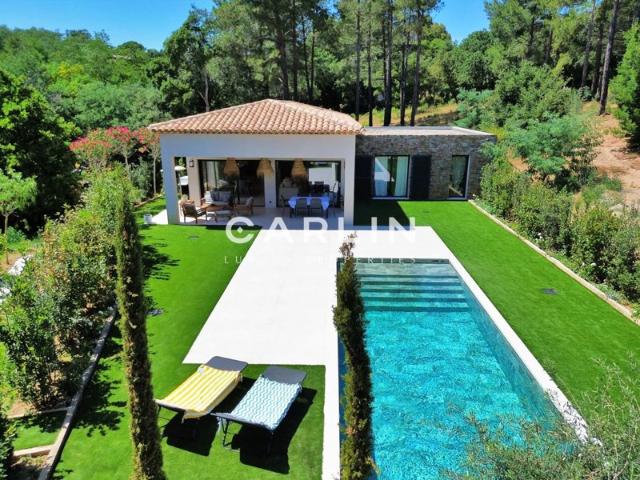 Superbe villa neuve, plage à pied