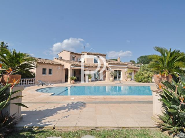 Superbe Villa au Cœur du Village 160m² Le Plan de la Tour