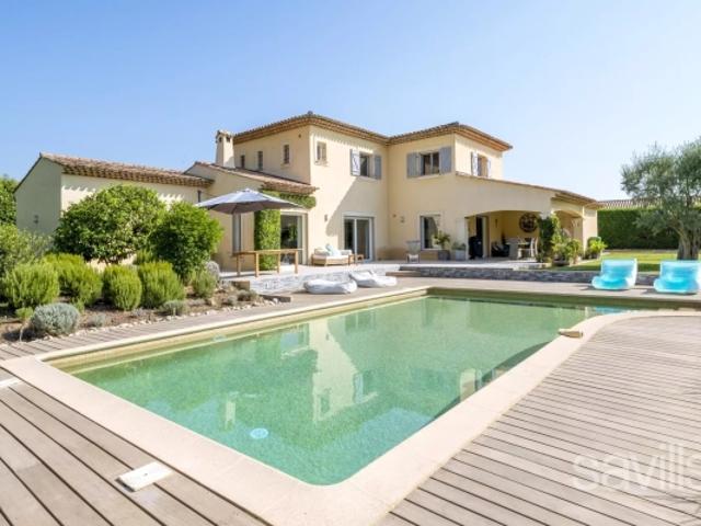 Superbe villa au calme absolu