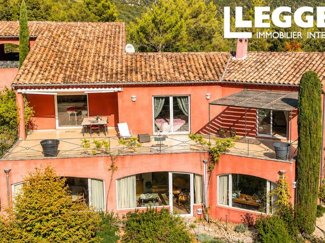 Superbe villa au calme absolu, vue panoramique et environnement naturel préservé