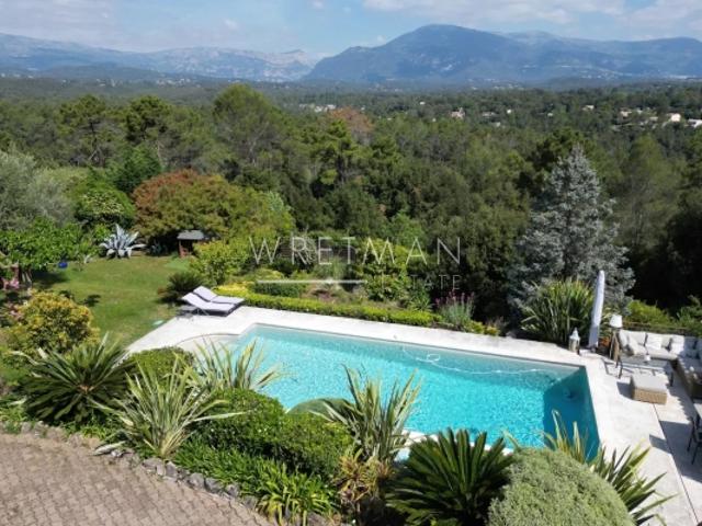Superbe Villa avec Vue Panoramique – Valbonne
