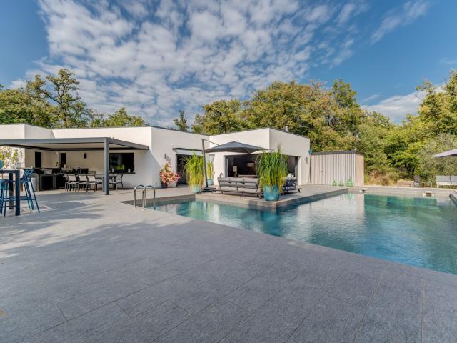 Superbe villa californienne avec piscine à La Gaude