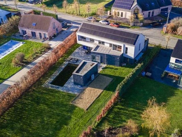 Superbe villa construite en 2020