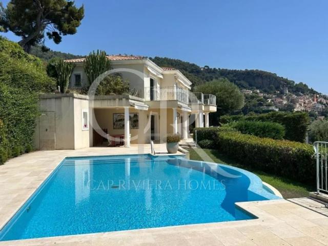 Superbe villa contemporaine avec piscine à Roquebrune Cap Martin