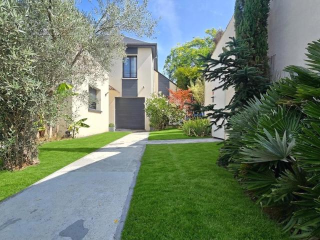 Superbe Villa Contemporaine Meublée TAVERNY