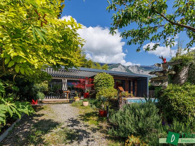 Superbe villa de plain pied vue Belledonne